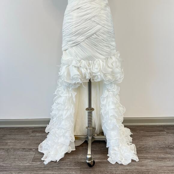 Mac Duggal Couture White High-Low Beaded Ruffle Feathers Prom Dress Gown (Sz 4) - Picture 4 of 16